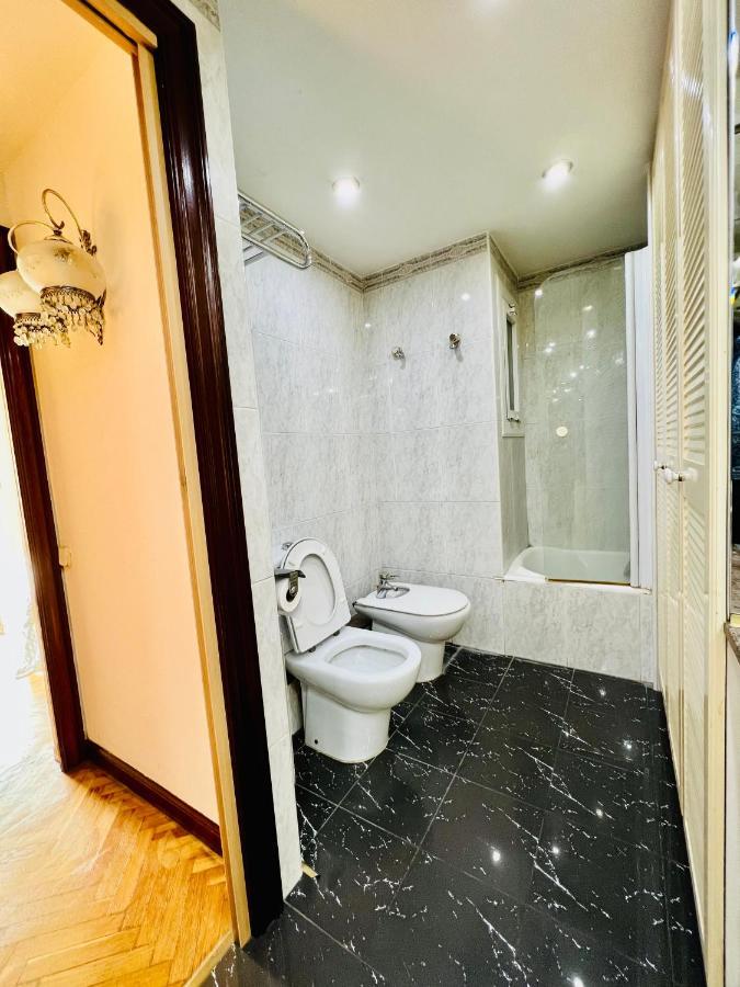 Your Second Home In Barcelona With Private Room And Private Bathroom Close To Montjuic, Pl Espana, La Rambla, Ferry Port Экстерьер фото